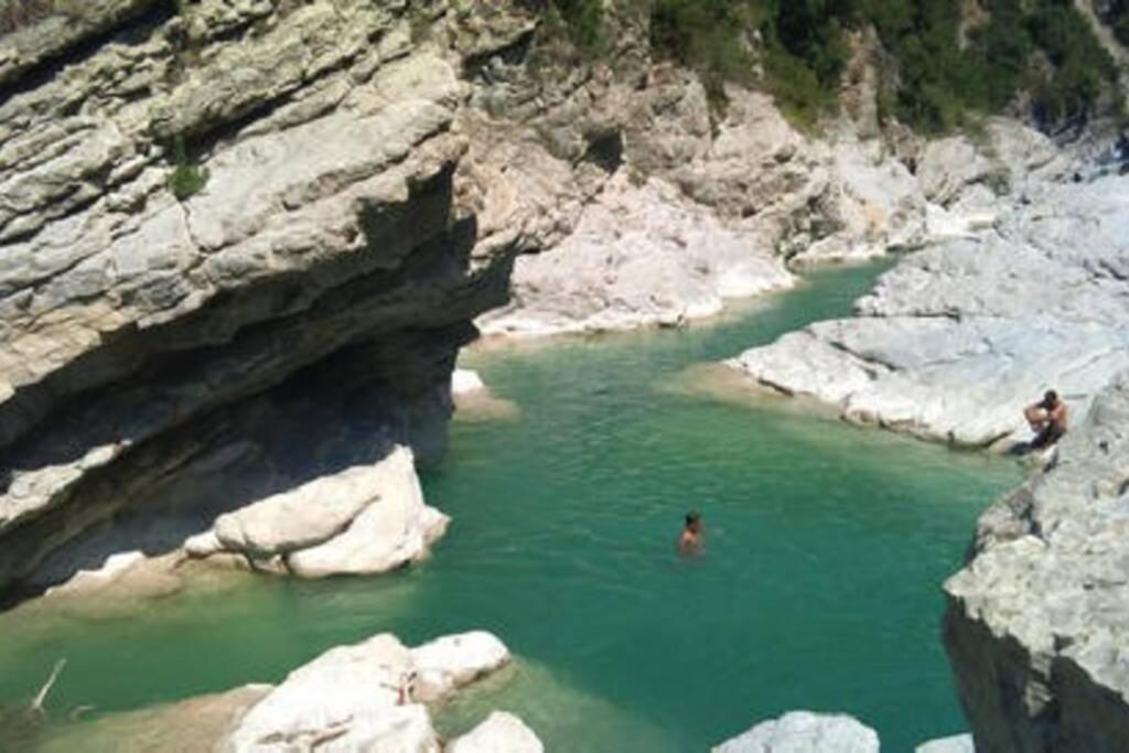 Joli Studio Entre Mer Et Montagne Proche De Nice Bouyon 外观 照片